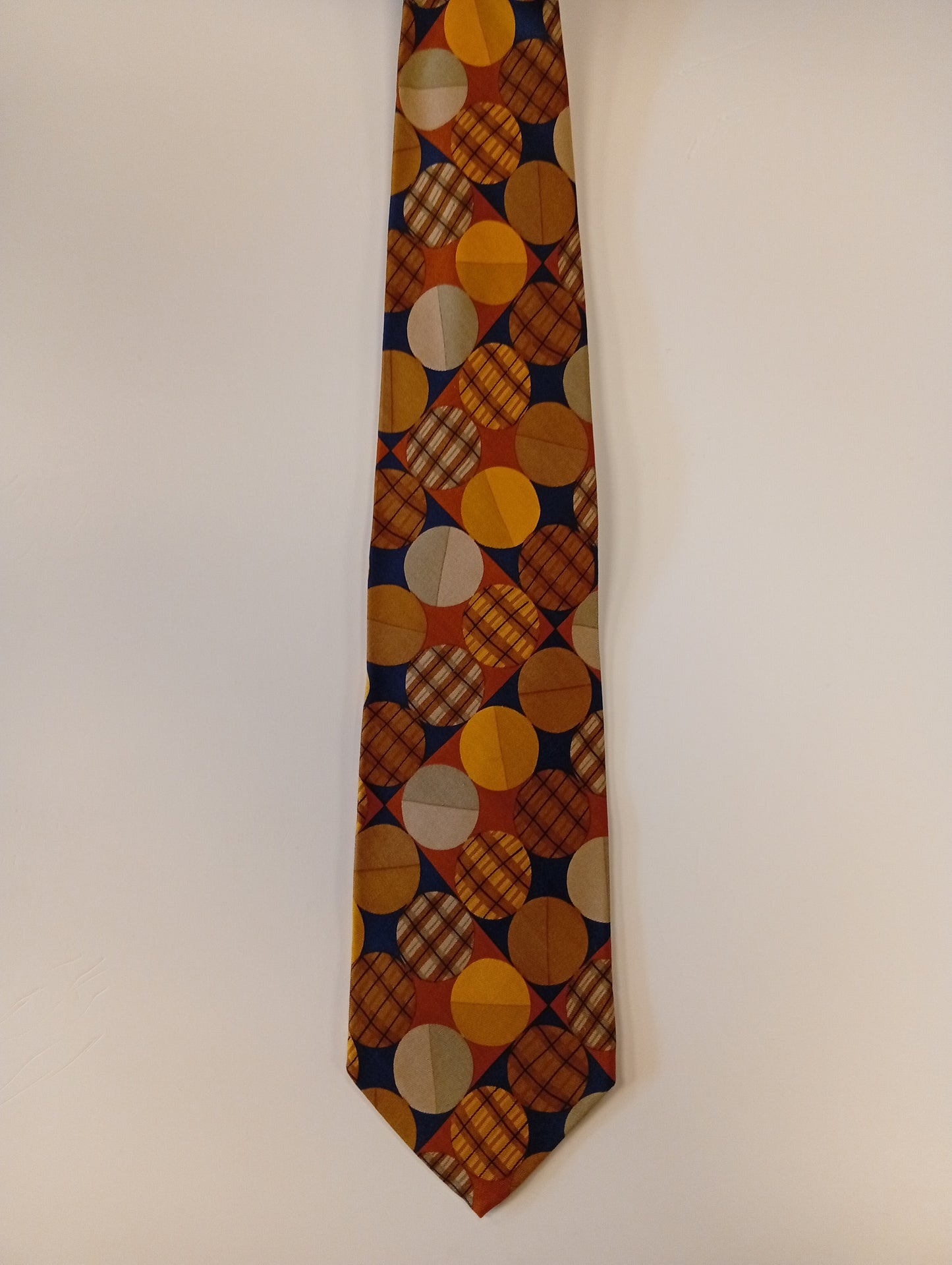 Vintage silk tie – striking pattern – characterful, classic style – Yves Saint Laurent