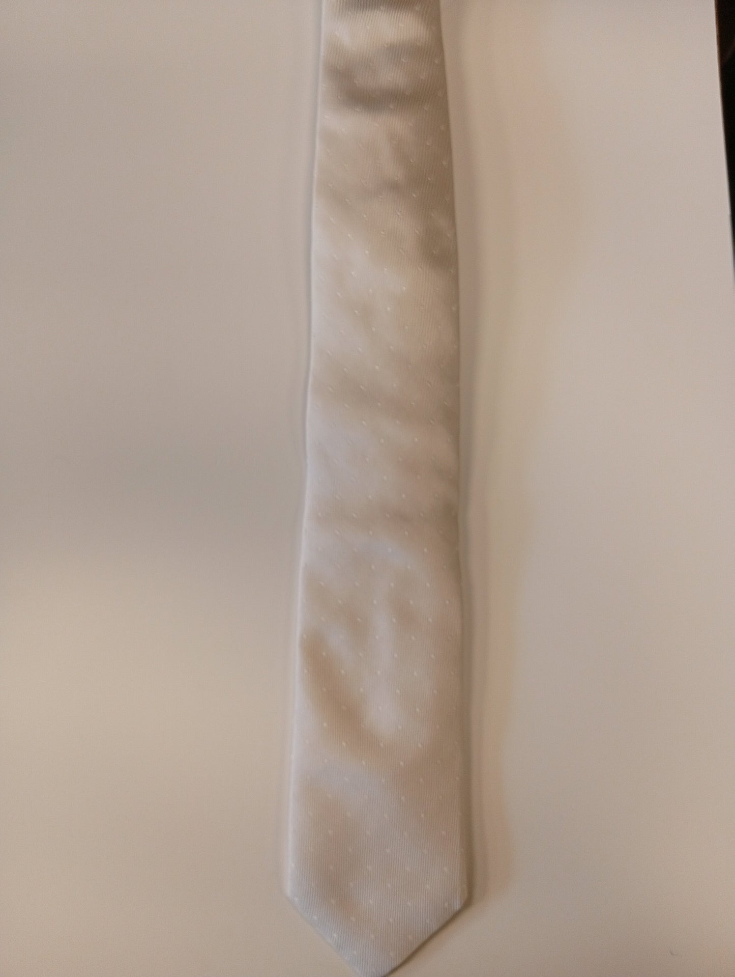 Zijden stropdas – licht beige – rustige, elegante uitstraling – Sartoria Rossi
