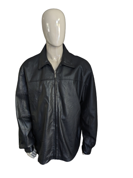 Mittellange Vintage-Lederjacke. Schwarz gefärbt. Größe 3XL / XXXL.