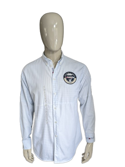 Van Santen & Van Santen Shirt. Blanc bleu coloré avec des applications. Taille L.