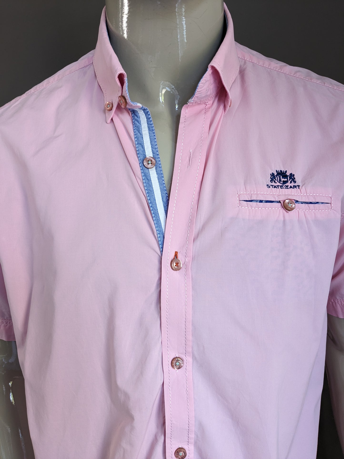 State of art shirt short sleeve. Pink colored. Size XL. Regular fit.