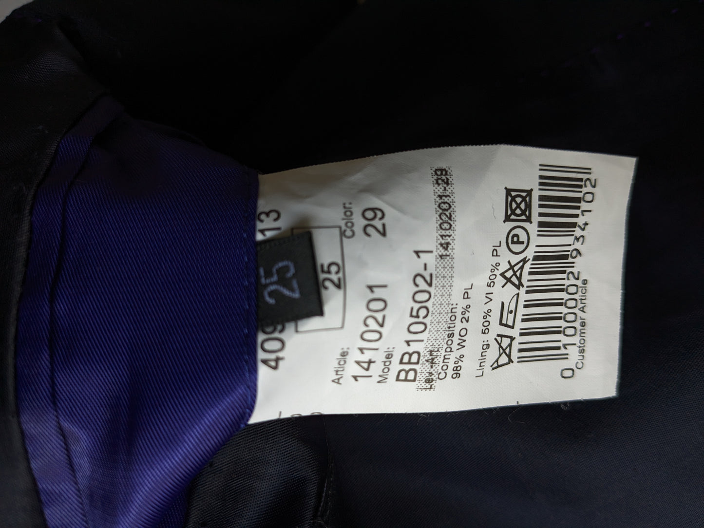 Ben Barton Woolen Jacket. Color azul oscuro. Tamaño 25 (50 / m).