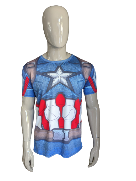 Chemise Captain America. Impression rouge blanc bleu. Taille M/L. extensible.