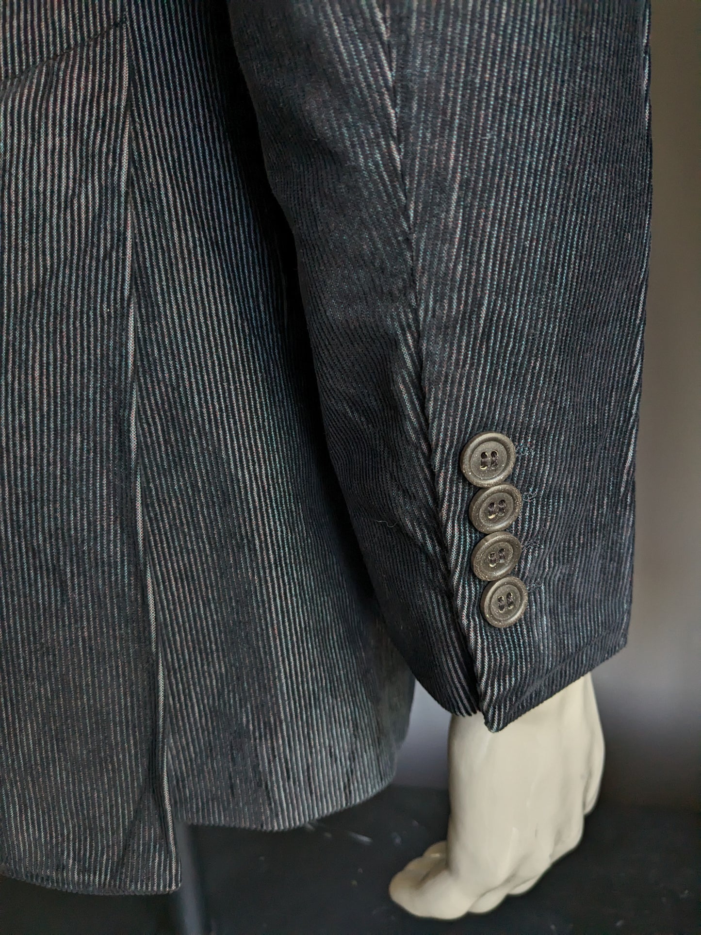 Strellson Trend line Rib Kostuum. Zwart met groen/paarse metallic glans. Maat 46 / S