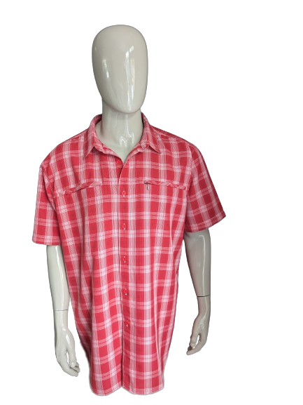 The North Face Outdoor Shirt Short Sleeve. Red white checkered. Size 2XL / XXL.