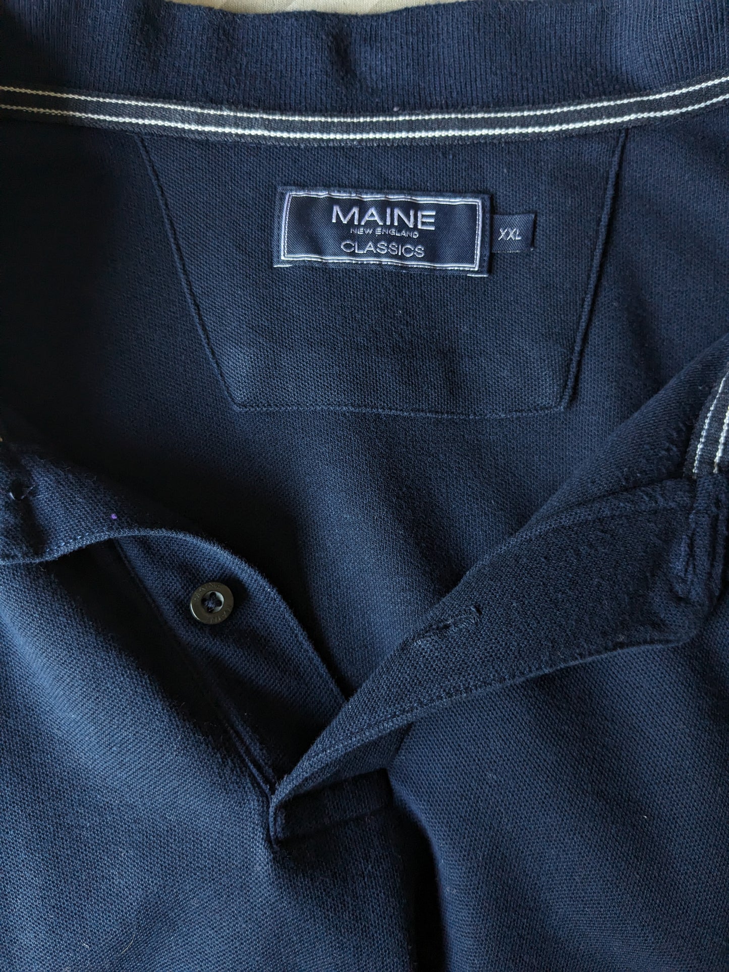 Maine Polo. Dark blue colored. Size 2XL / 3XL.
