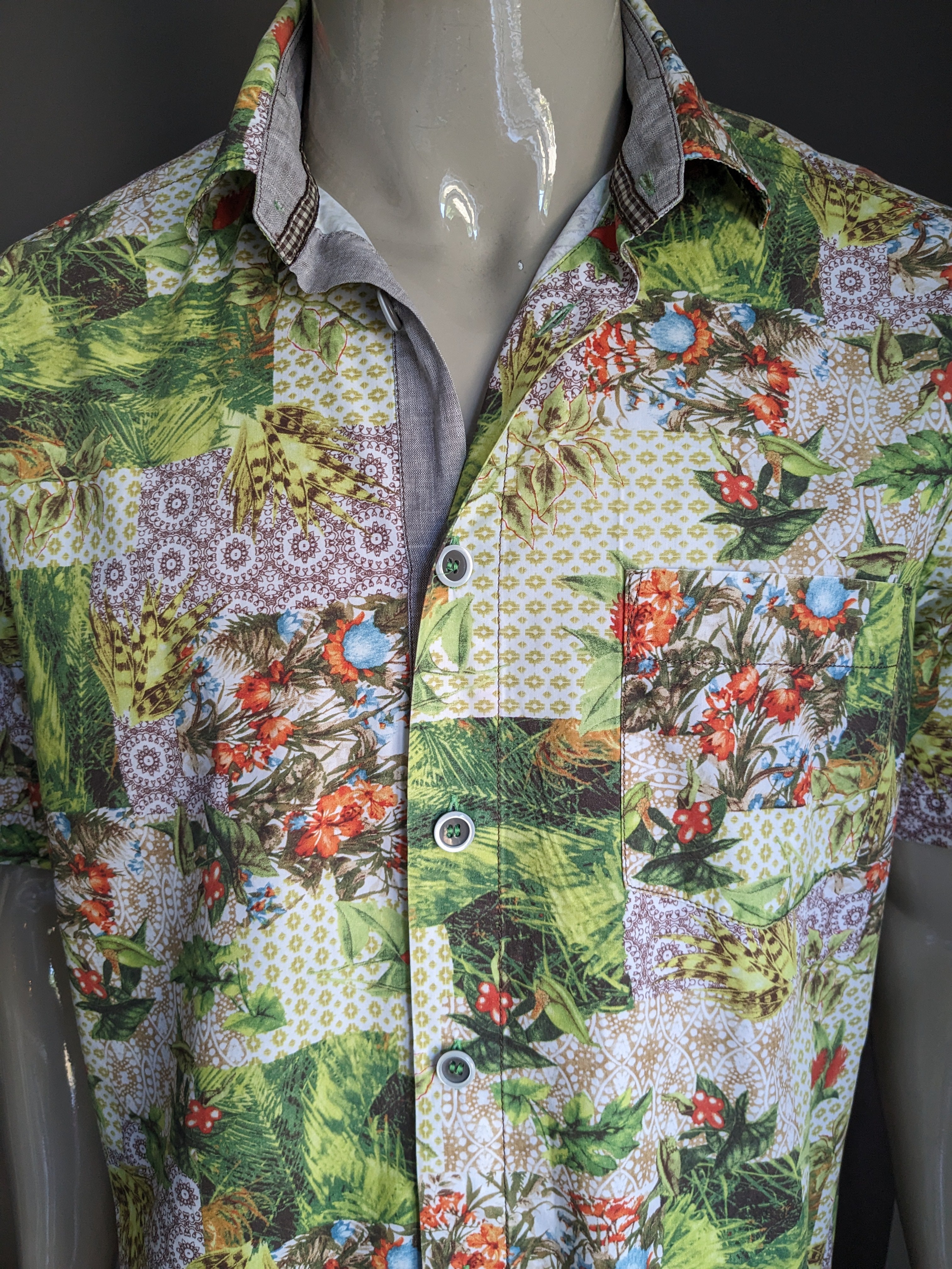 Vintage Signum overhemd korte mouw. Grotere knopen. Groen Bruine plant EcoGents