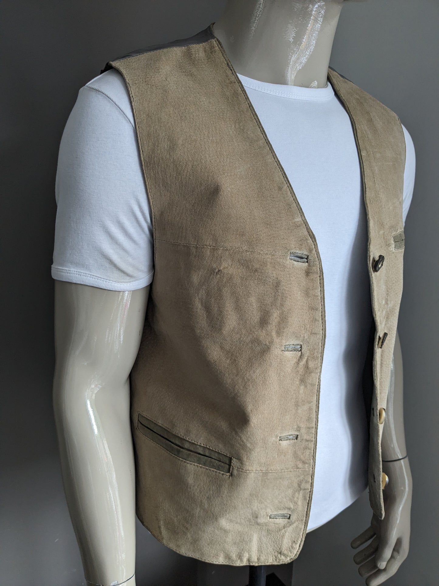 Pigs leather waistcoat. Beige with separate buttons. Size S.