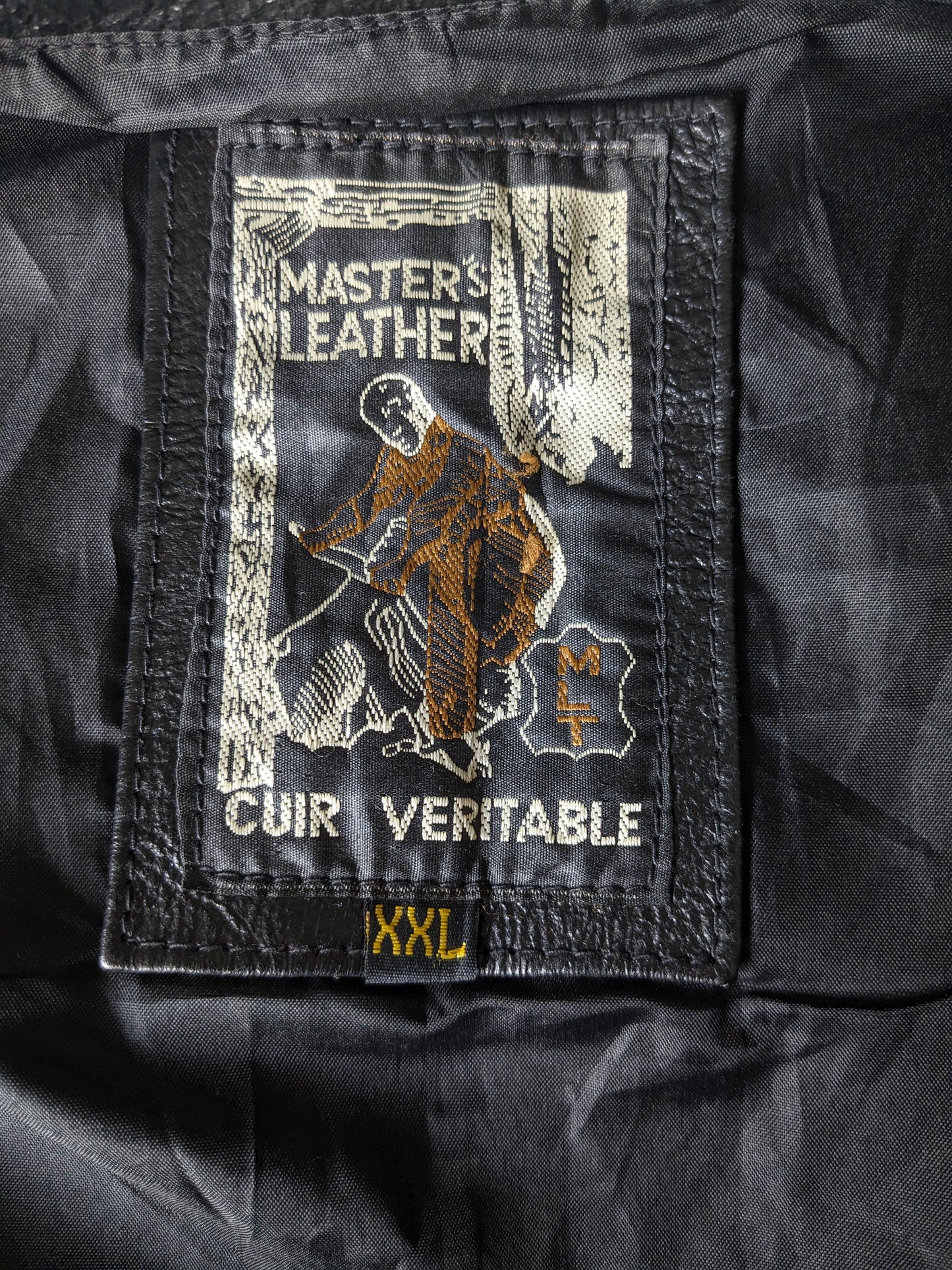 Stoer Master's Leather Leren biker gilet. Dubbelzijdig met veter- & gespapplicaties. Zwart gekleurd. Maat 2XL.