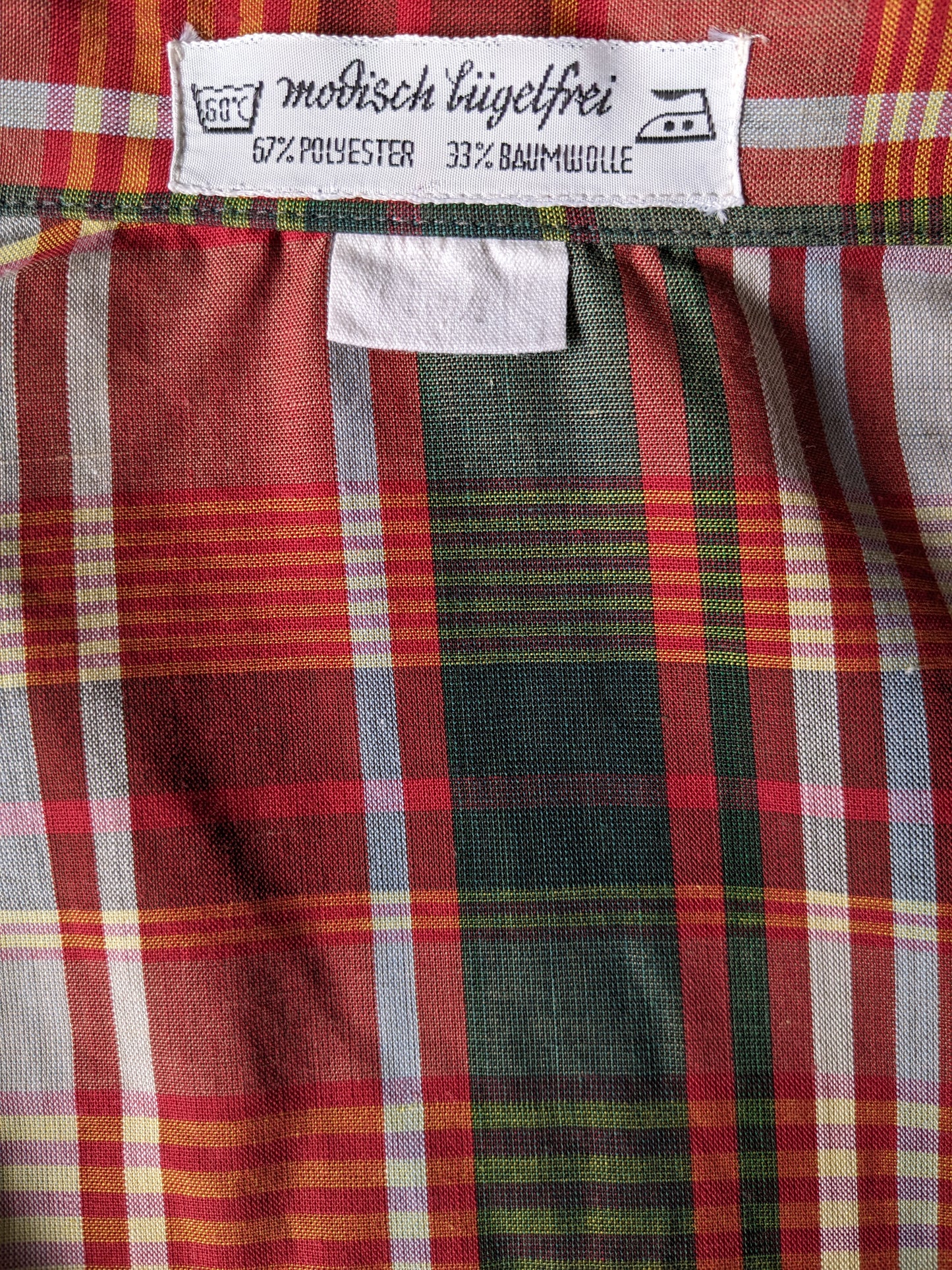 Vintage 70's overhemd met puntkraag. Rood Groen Geel geruit. Maat XL.