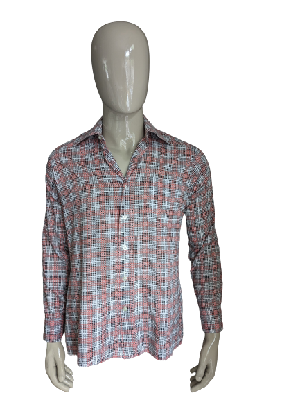 Vintage 70's fashion shirt with point collar. Red white black print. Size L.