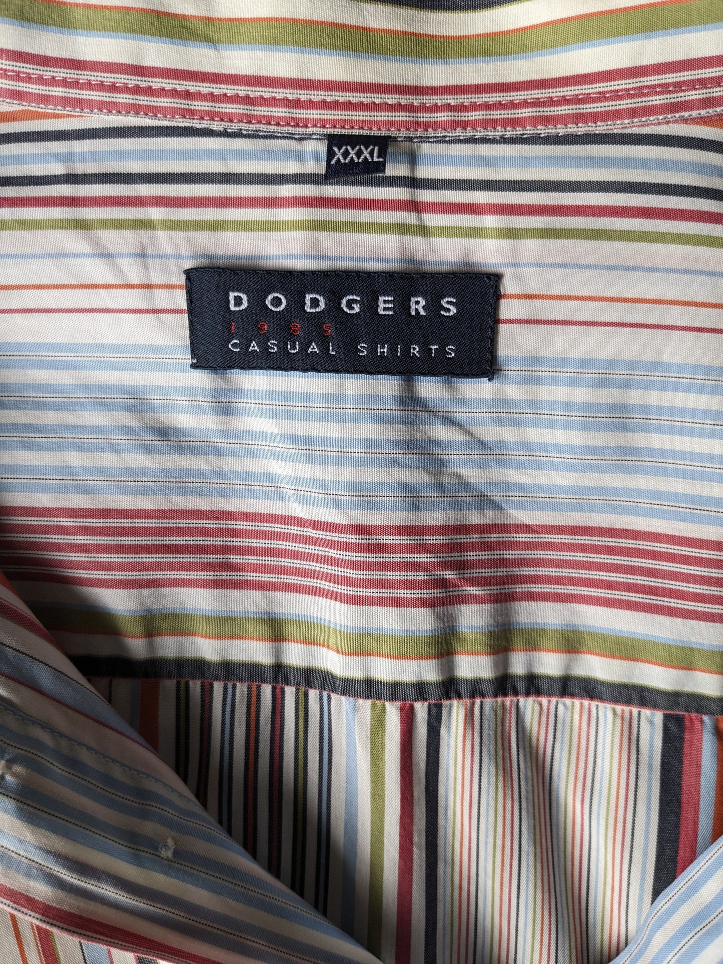 Shirt Dodgers Shirt Sleeve. Motif à rayures coloré. Taille 3xl / xxxl.