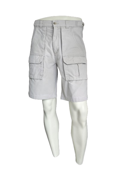 Shorti di abbigliamento sportivo Colombia con borse e vita regolabile. Beige colorato. Taglia W30.