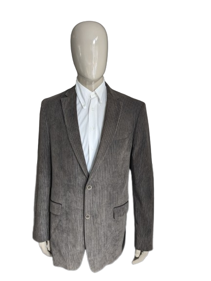 Veste côtelée Bogart avec coudières. belle côte. De couleur gris marron. Taille 106 (53/L)