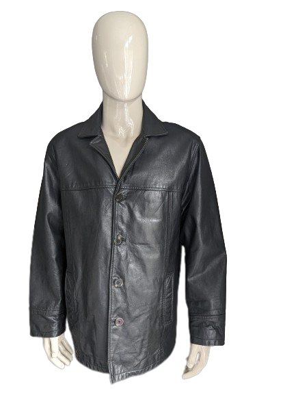 Lederjacke / Jacke mit Knöpfen. Schwarz gefärbt. Größe xl.