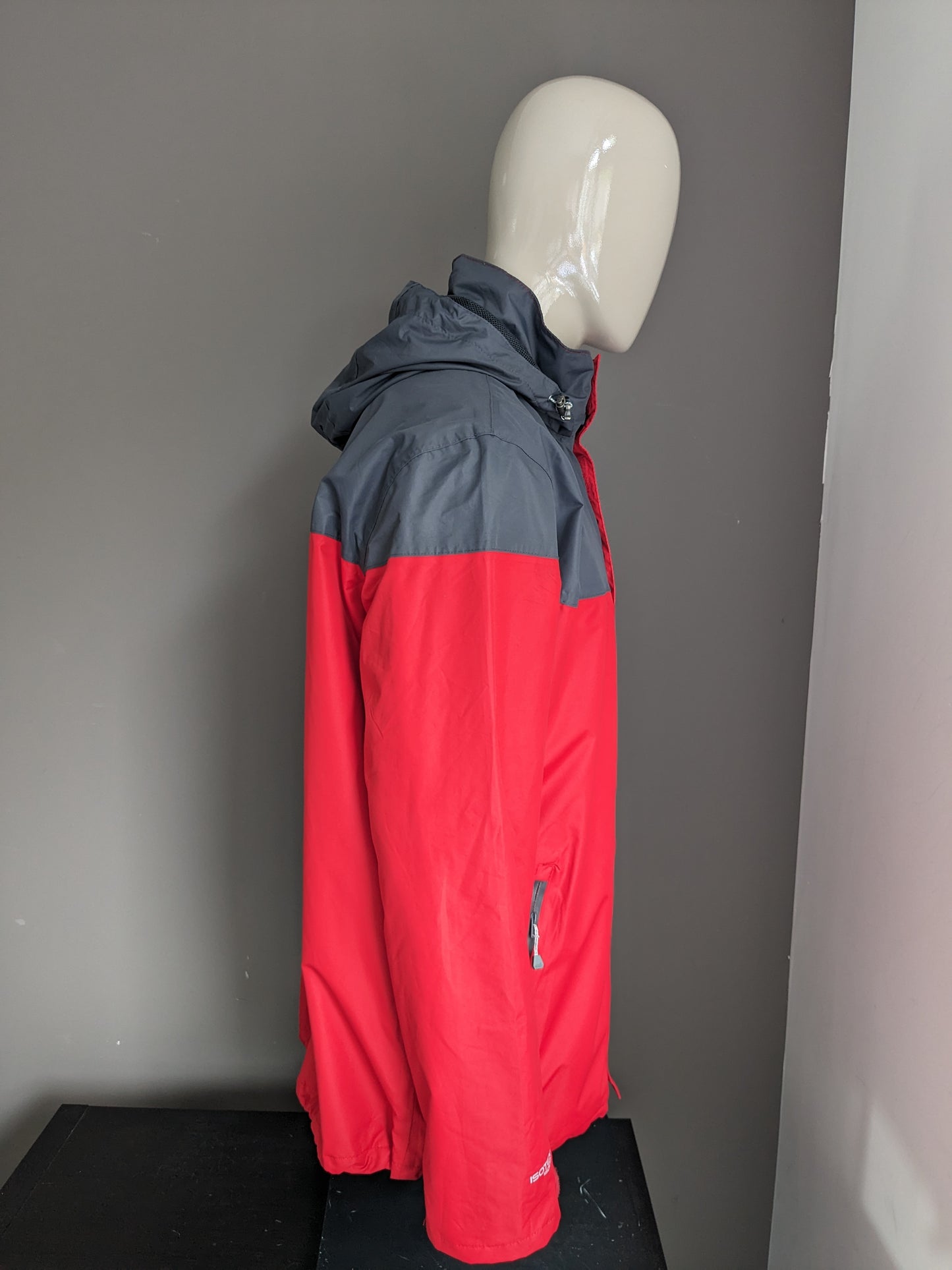 Regatta outdoor jacket with hood. Red gray colored. Size XL.