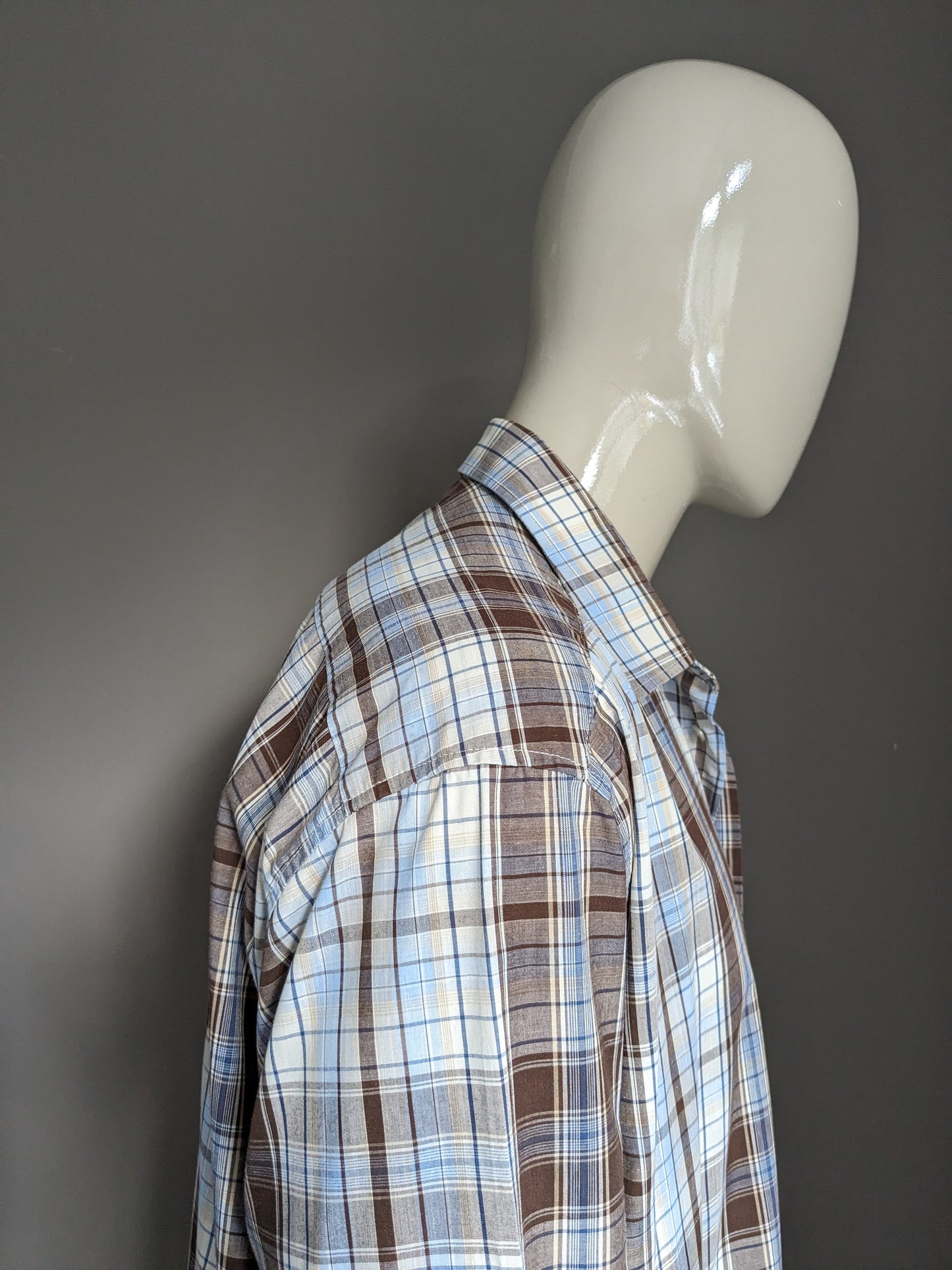 Camisa afilada vintage. Verificador de color beige marrón azul. Tamaño 2xl / 3xl.