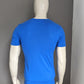 Nike Sportswear shirt. Blauw met opdruk. Maat XS.