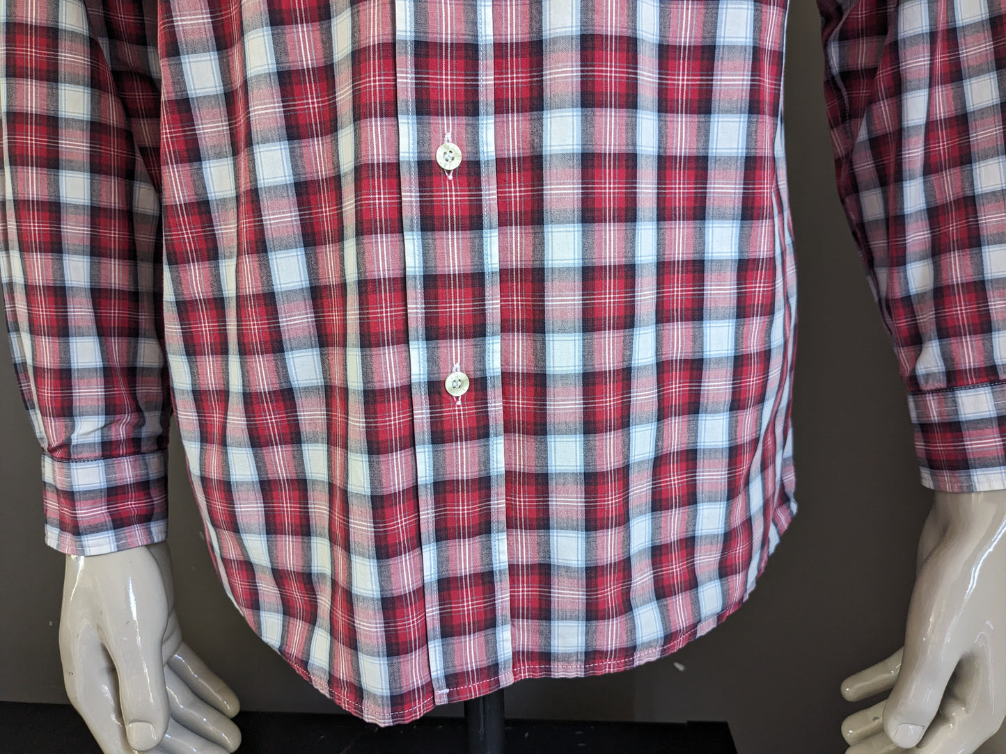 Lacoste shirt. Red gray white blue checked. Size 39 / M.