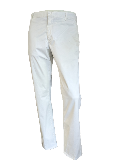 Pantaloni/pantaloni Calvin Klein. Di colore bianco. Taglia 58/XL. Vestibilità dritta. Stirata.
