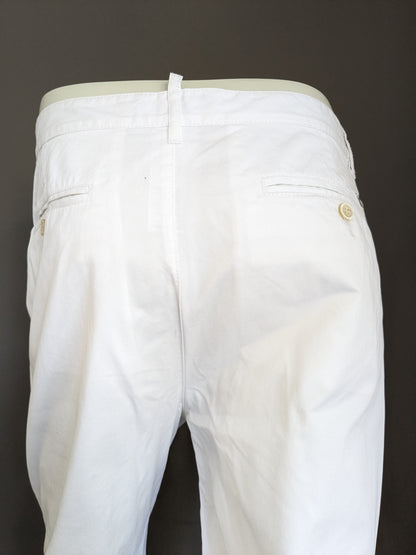 Hose von Dsquared2 mit elastischem Bund. Weiß gefärbt. Größe 48 / M.
