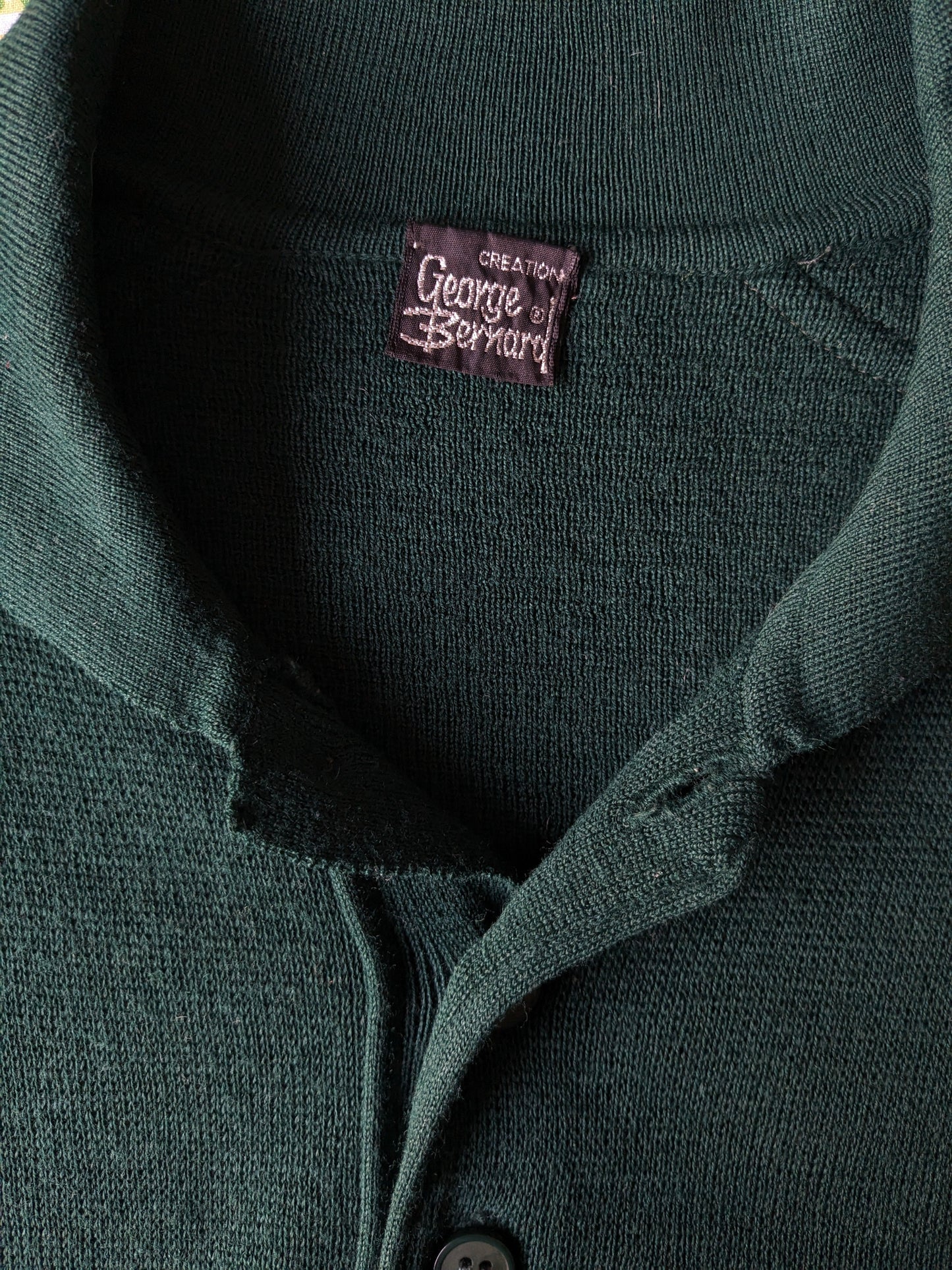 Lana vintage George Bernard Polo maglione. Colore verde scuro. Taglia L.