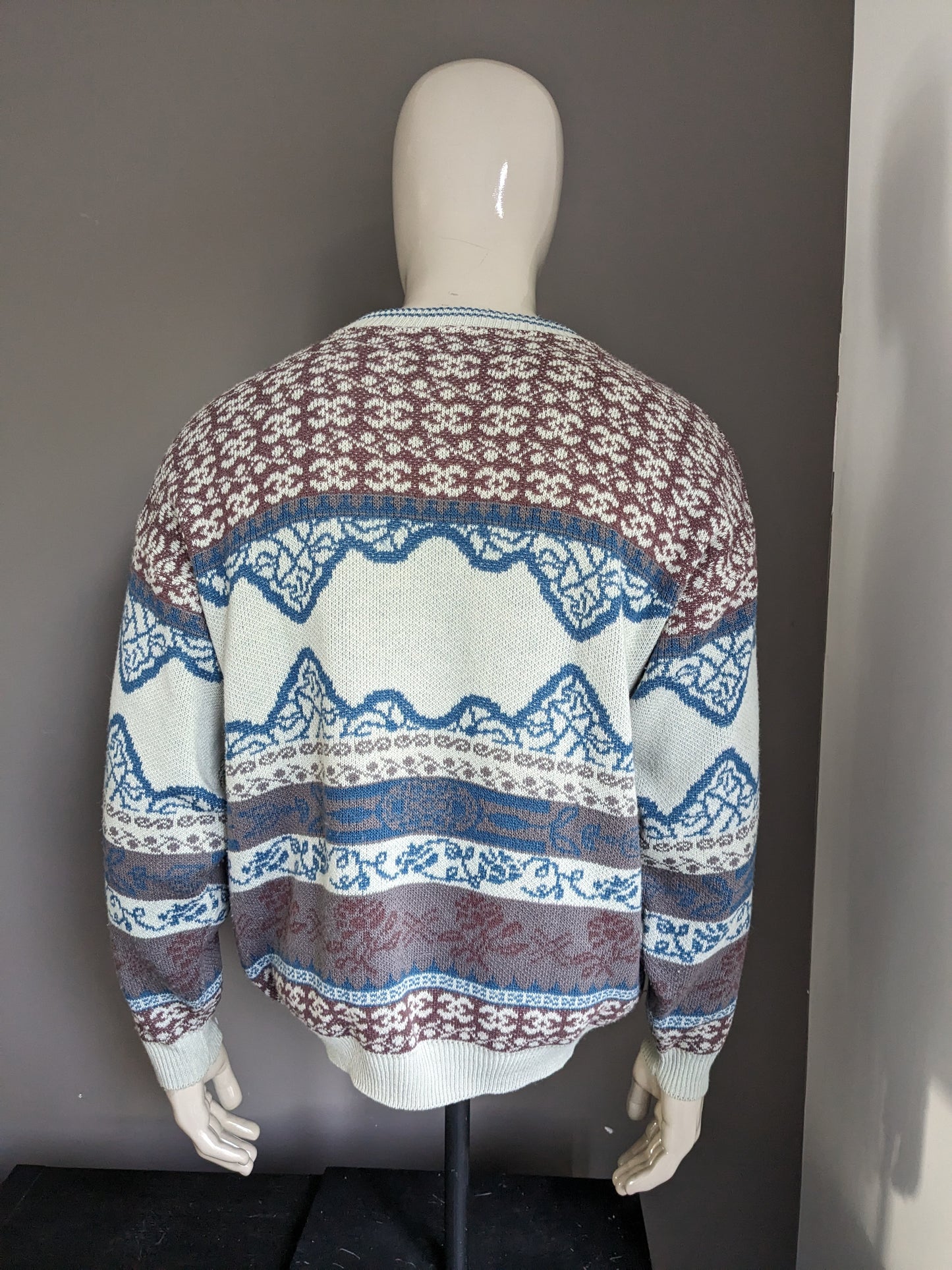 Vintage wool sweater. Beige blue lilac colored. Size XL.