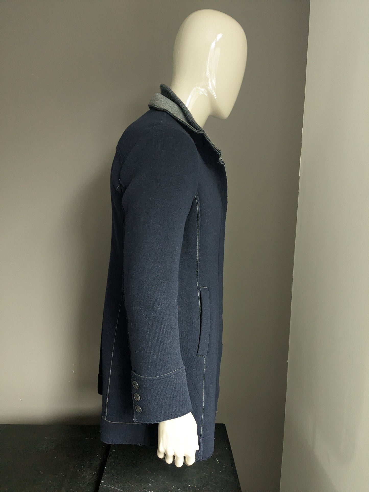 Marc O'Polo Half -length wools between jacket with buttons. Dark blue colored. Size 50 / M.