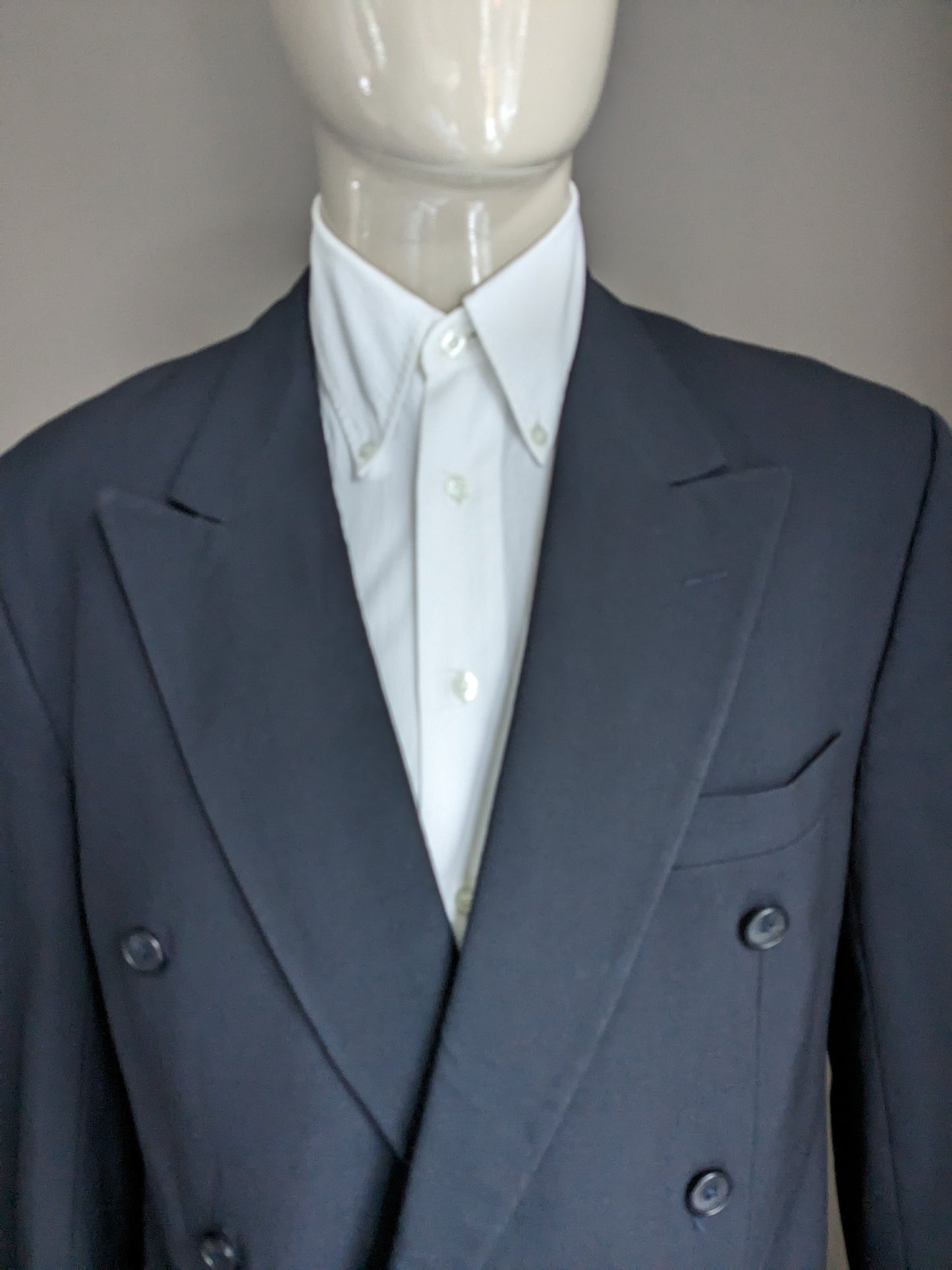Chaqueta de doble pecho de lana McGregor vintage de color azul oscuro. Tamaño 26 (52 / L).
