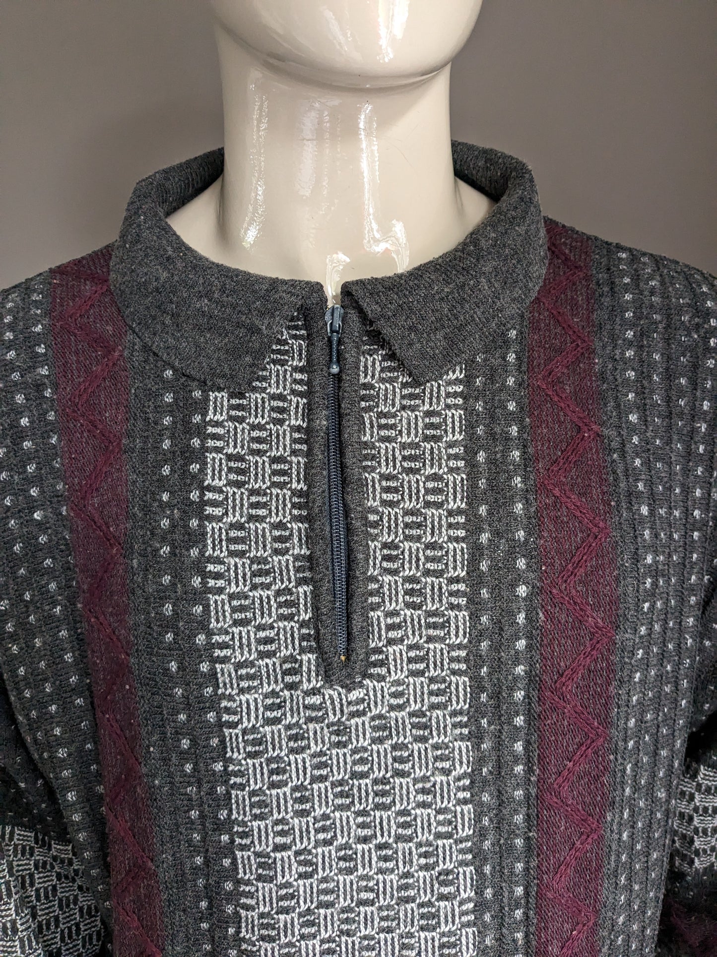 Vintage Claudio Ferrara wool sweater with zipper. Gray Bordeaux motif. Size 2XL / XXL.