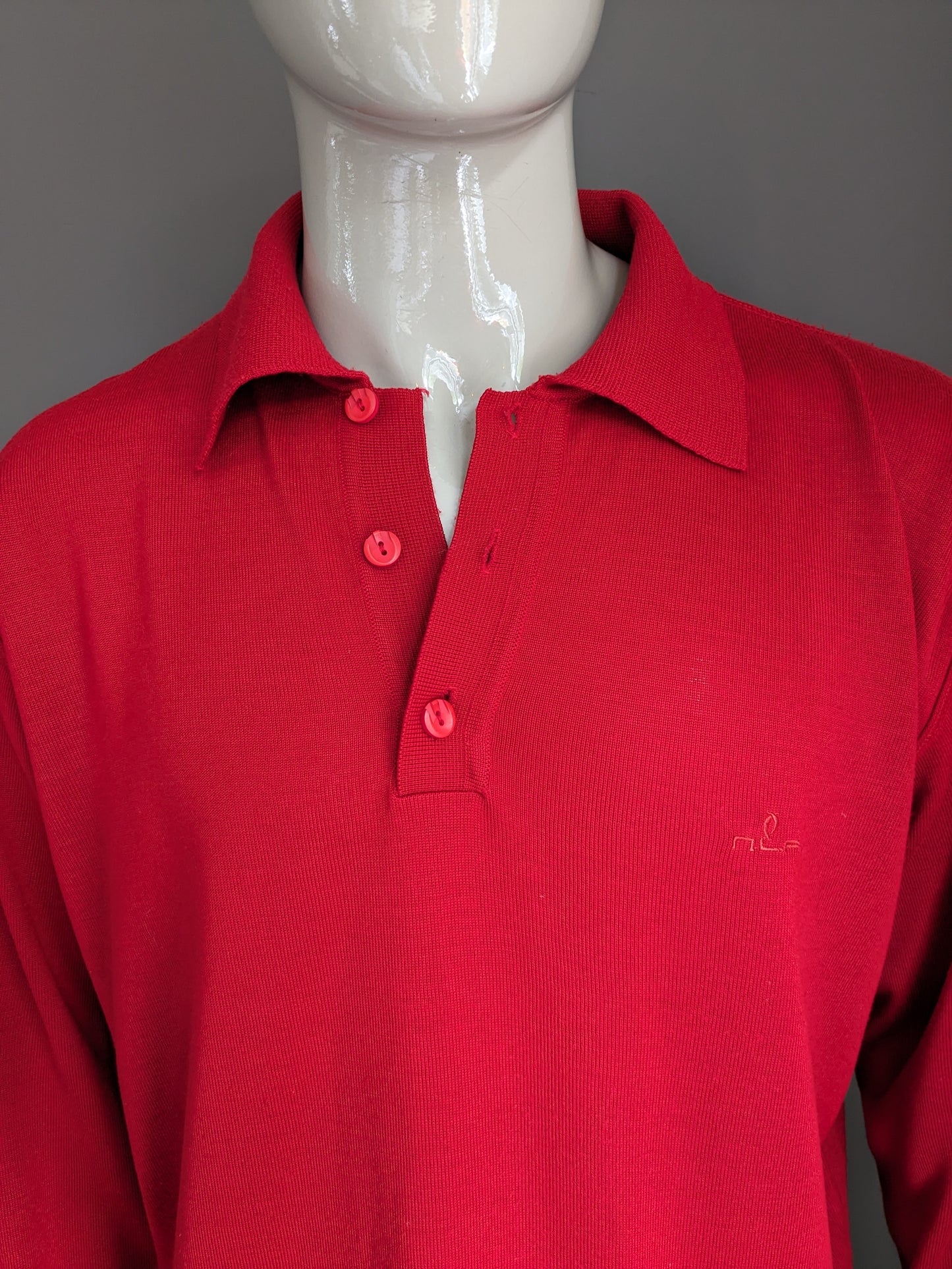 Vintage N.L.F. Wollpolo -Pullover mit Knöpfen. Rot gefärbt. Größe 2xl / xxl. 50% Wolle.