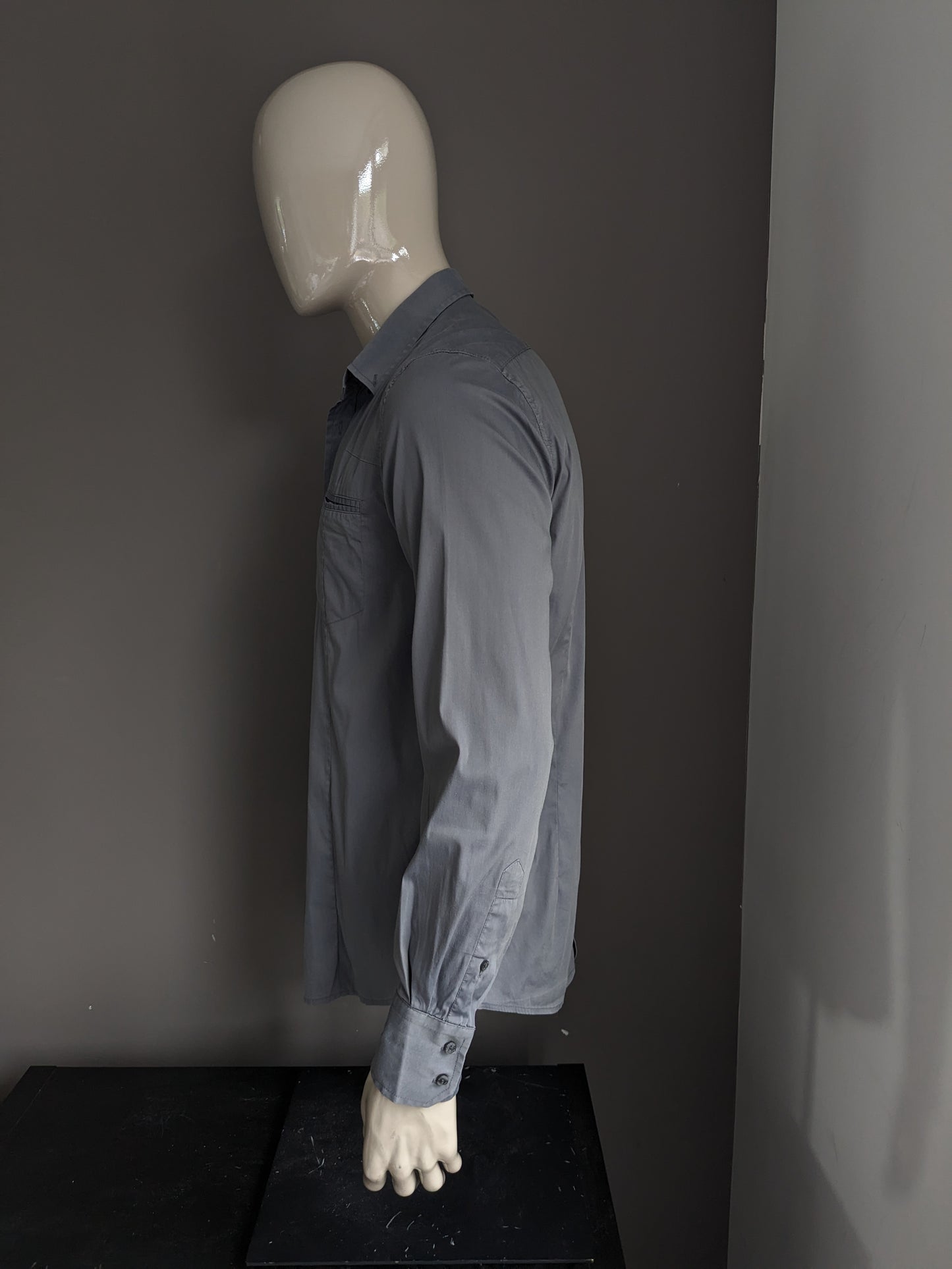 Antony Morato -Hemd. Grau gefärbt. Größe 52 / L. Stretch.