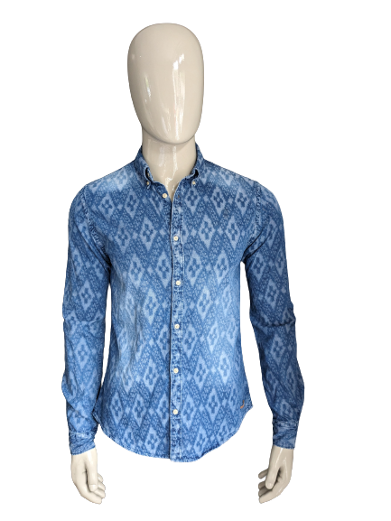 Scotch & Soda shirt. Blue motif. Size M.
