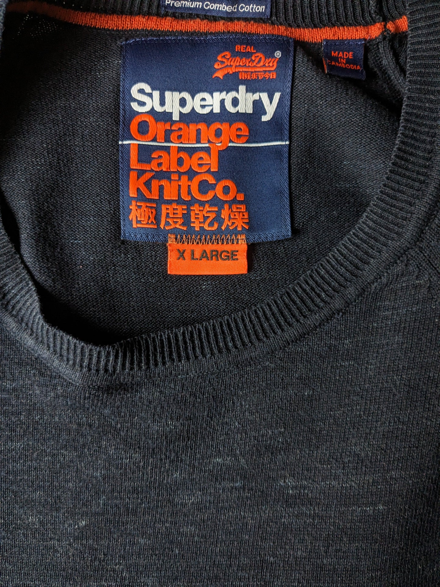 Superdry sweater. Dark blue mixed. Size XL. Orange label.