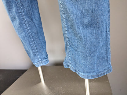Blue Ridge Jeans. Dunkelblau. W32 – L34. Typ „Slade“ schmal zulaufend