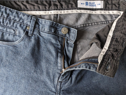 Blue Ridge Jeans. Dunkelblau. W32 – L34. Typ „Slade“ schmal zulaufend