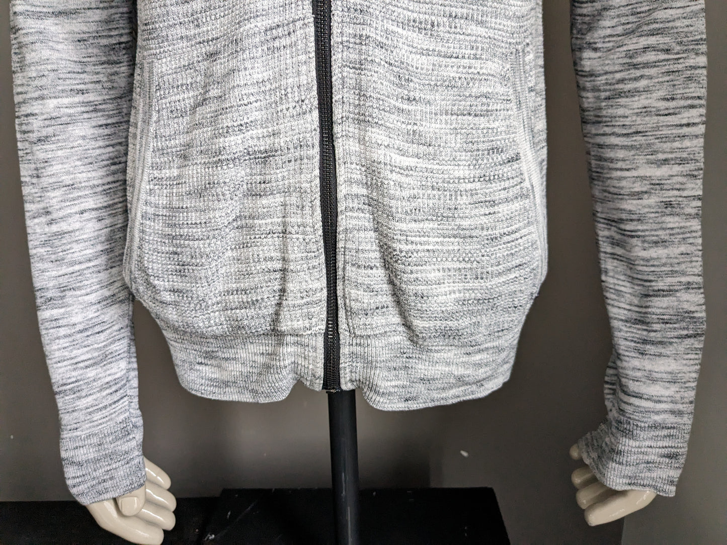 Calvin Klein vest. Gray White mixed. Size L.