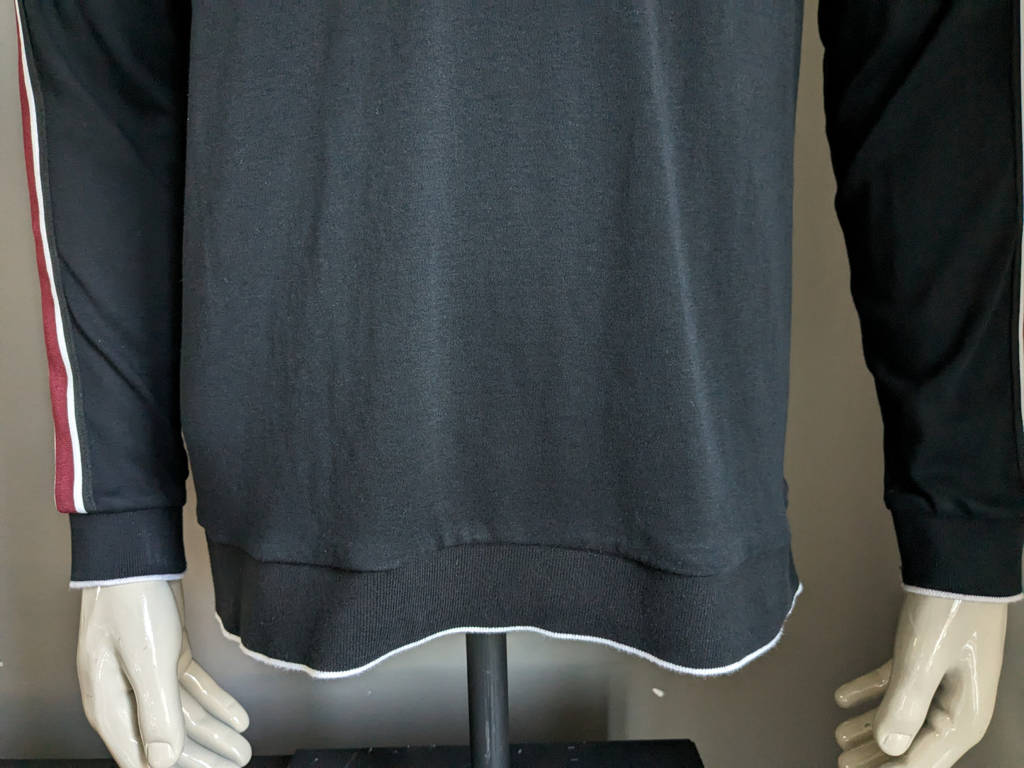 Pull polo NEXT. Couleur Noir Bordeaux Blanc. Taille L.