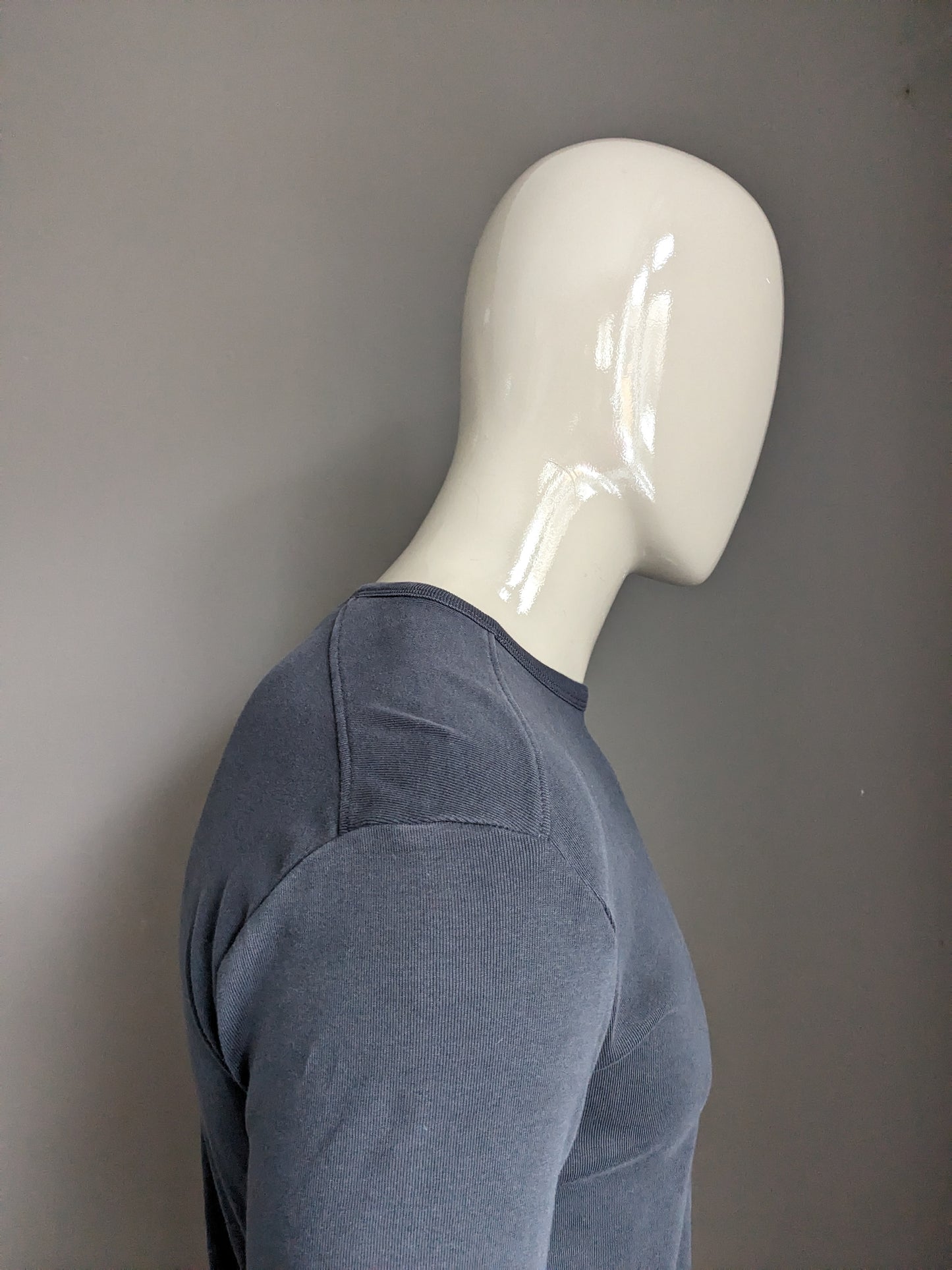 Tom Tailor Basic manches longues. De couleur gris foncé. Taille L.