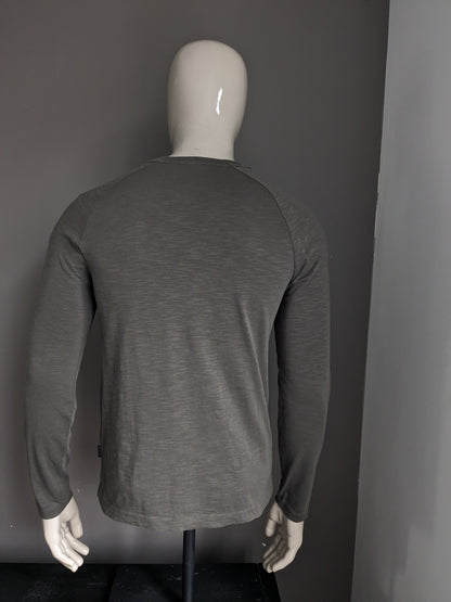 Boss Hugo Boss manches longues. Motif vert. Taille S. Coupe Slim.