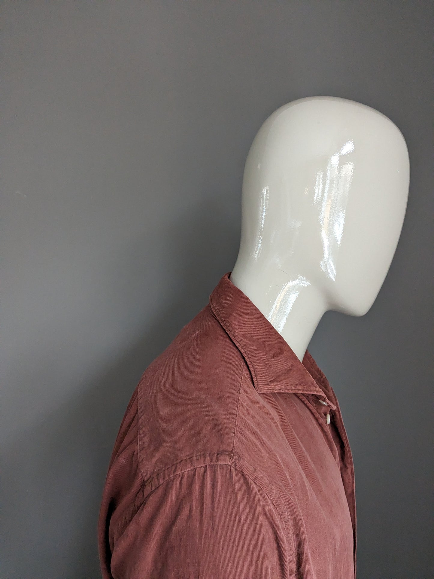 Vintage Profuomo Rippenhemd. Schöne Rippe. Braun gefärbt. Größe XL.