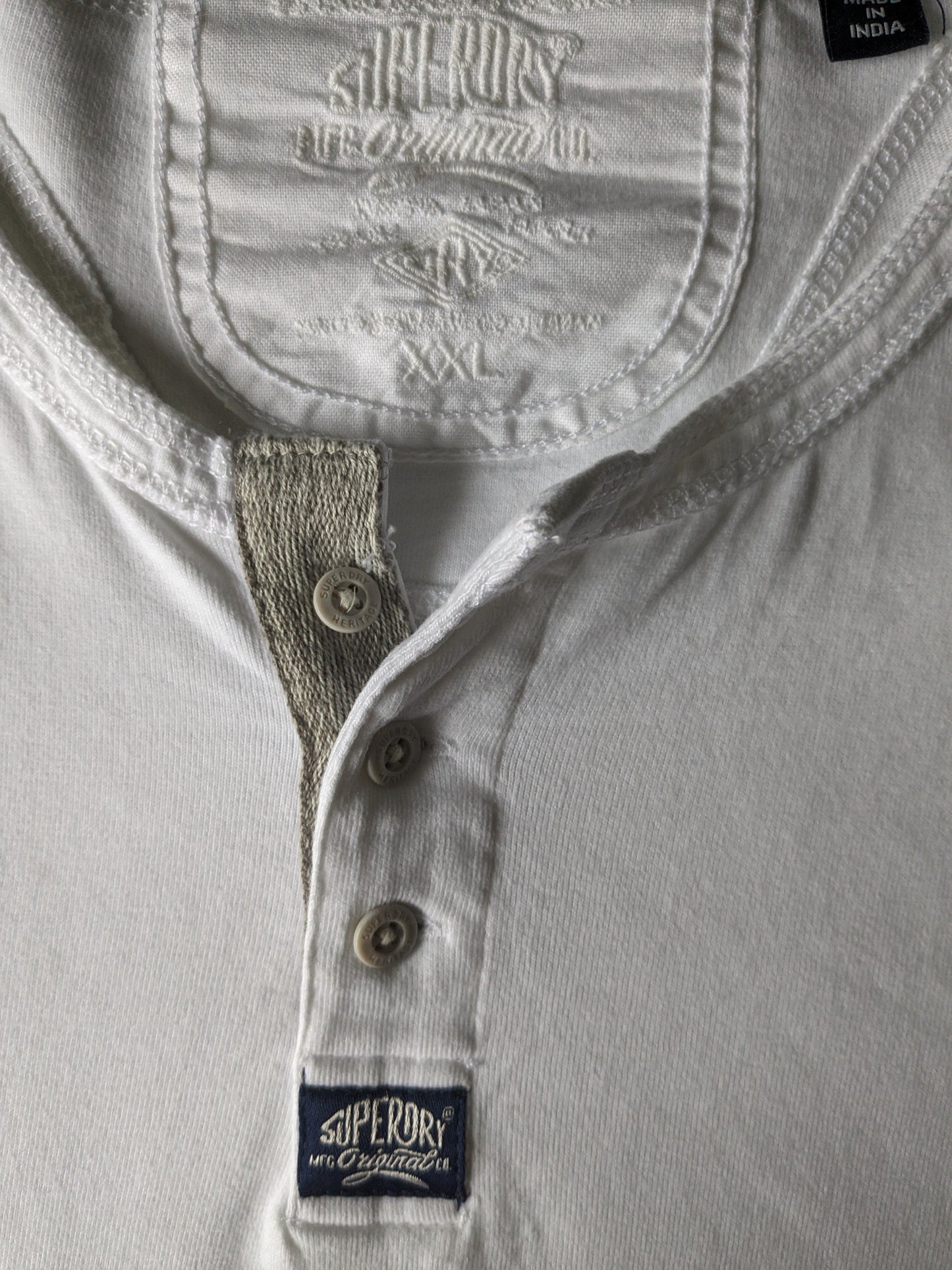 Superdry Longsleeve with buttons. White. Size L / XL.