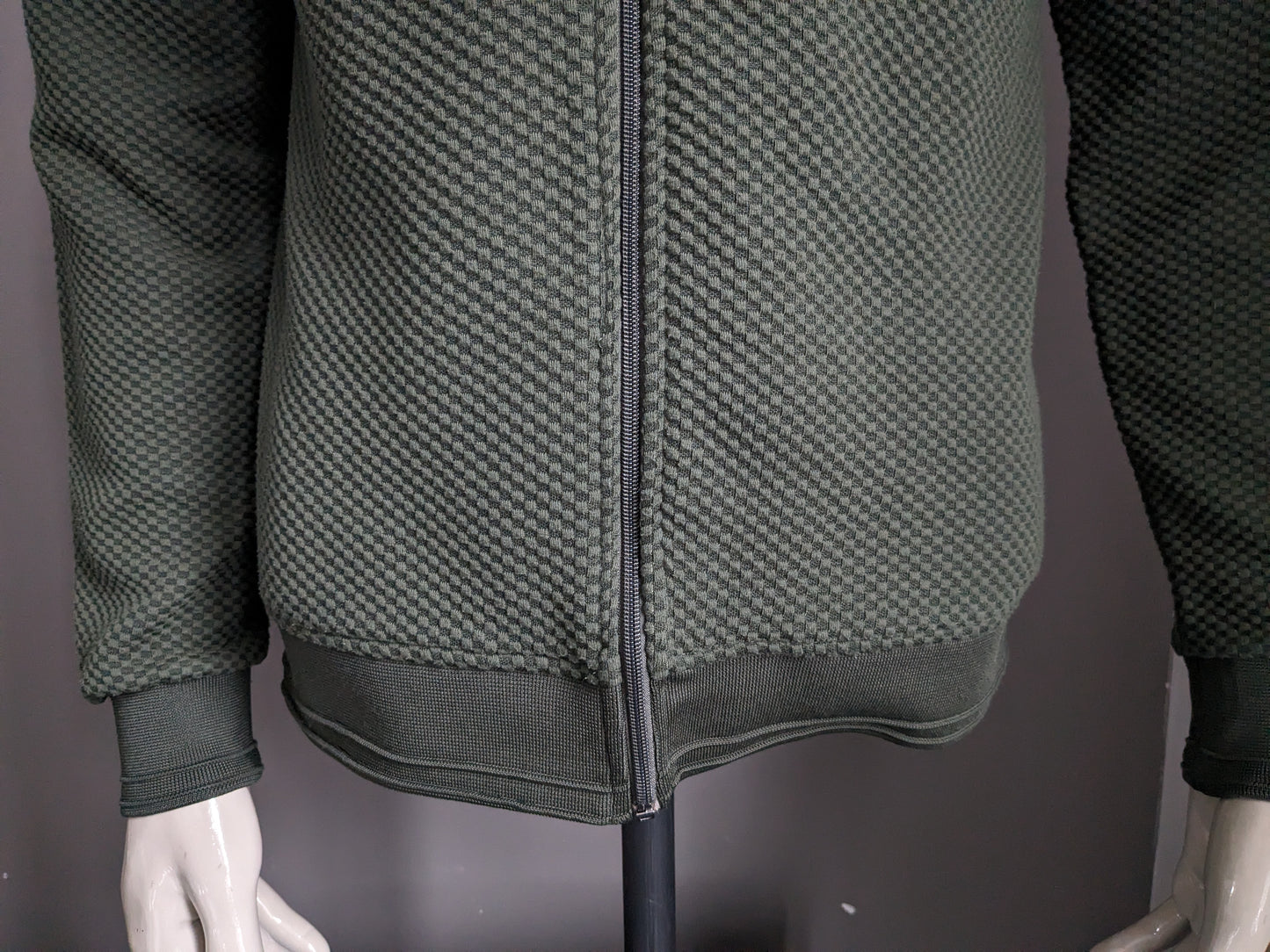 WE Fashion vest. Donker Groen voelbaar motief. Maat L.