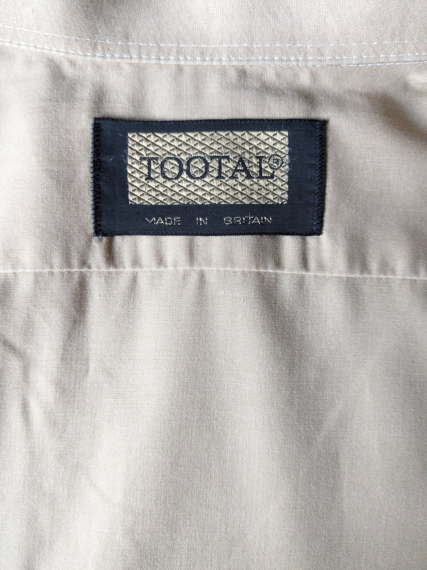 Vintage Tootal 70er Hemd mit Punktkragen. Hellbraun gefärbt. Größe M.