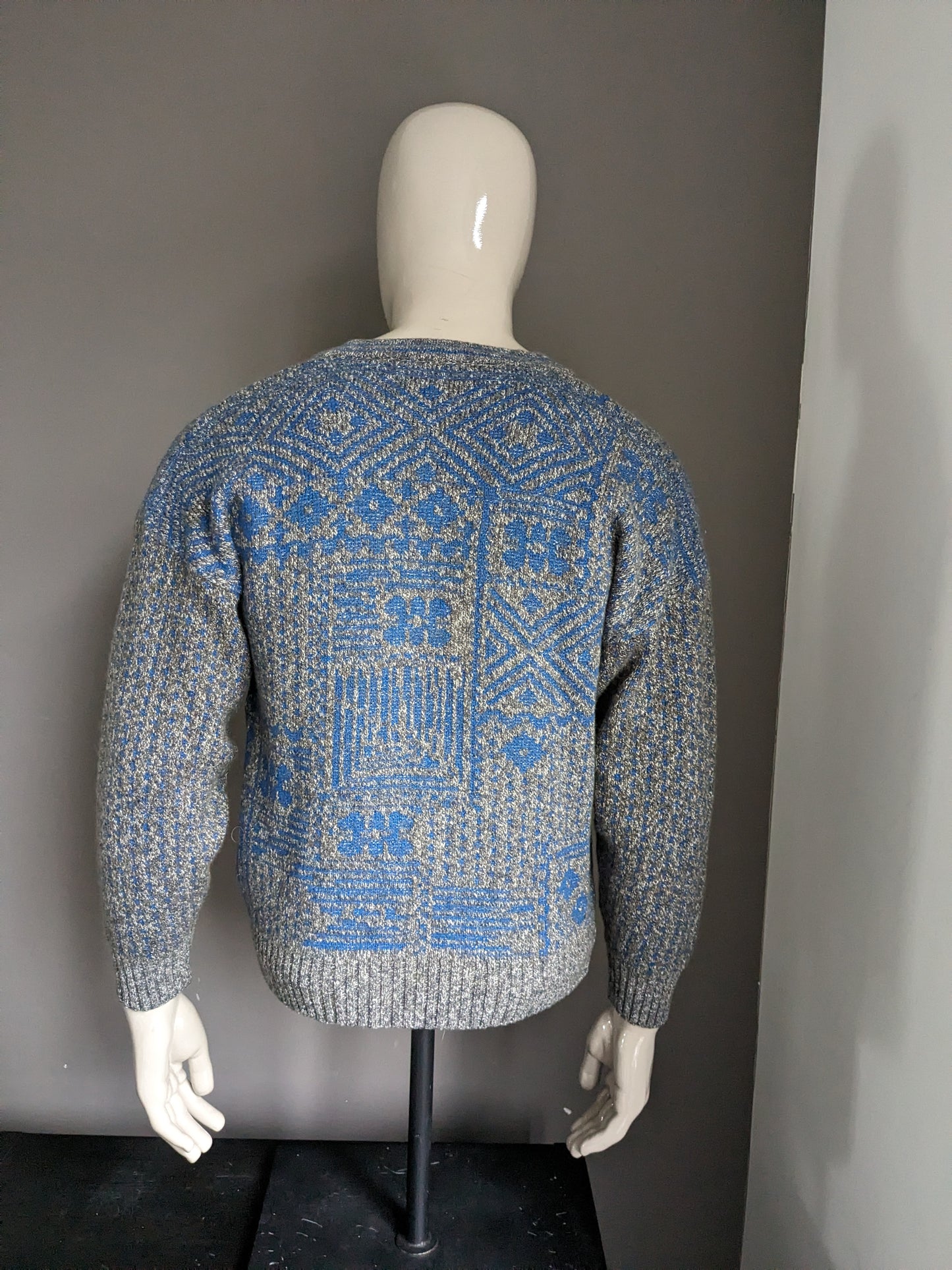 Vintage Massimo Dati-Pullover mit V-Ausschnitt. Graublau gefärbt. Größe L. (35% Wolle)