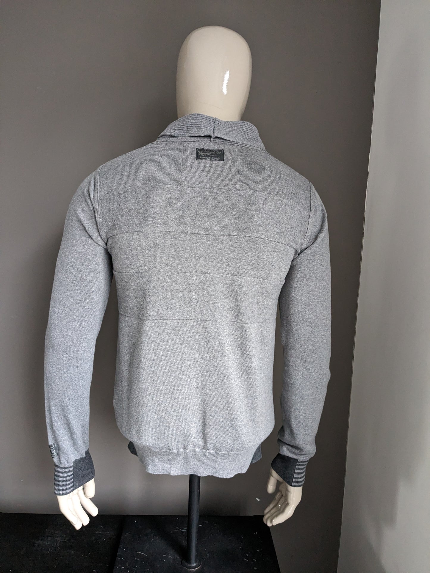 Vanguard sweater with sporty collar and buttons. Gray mixed. Size M.