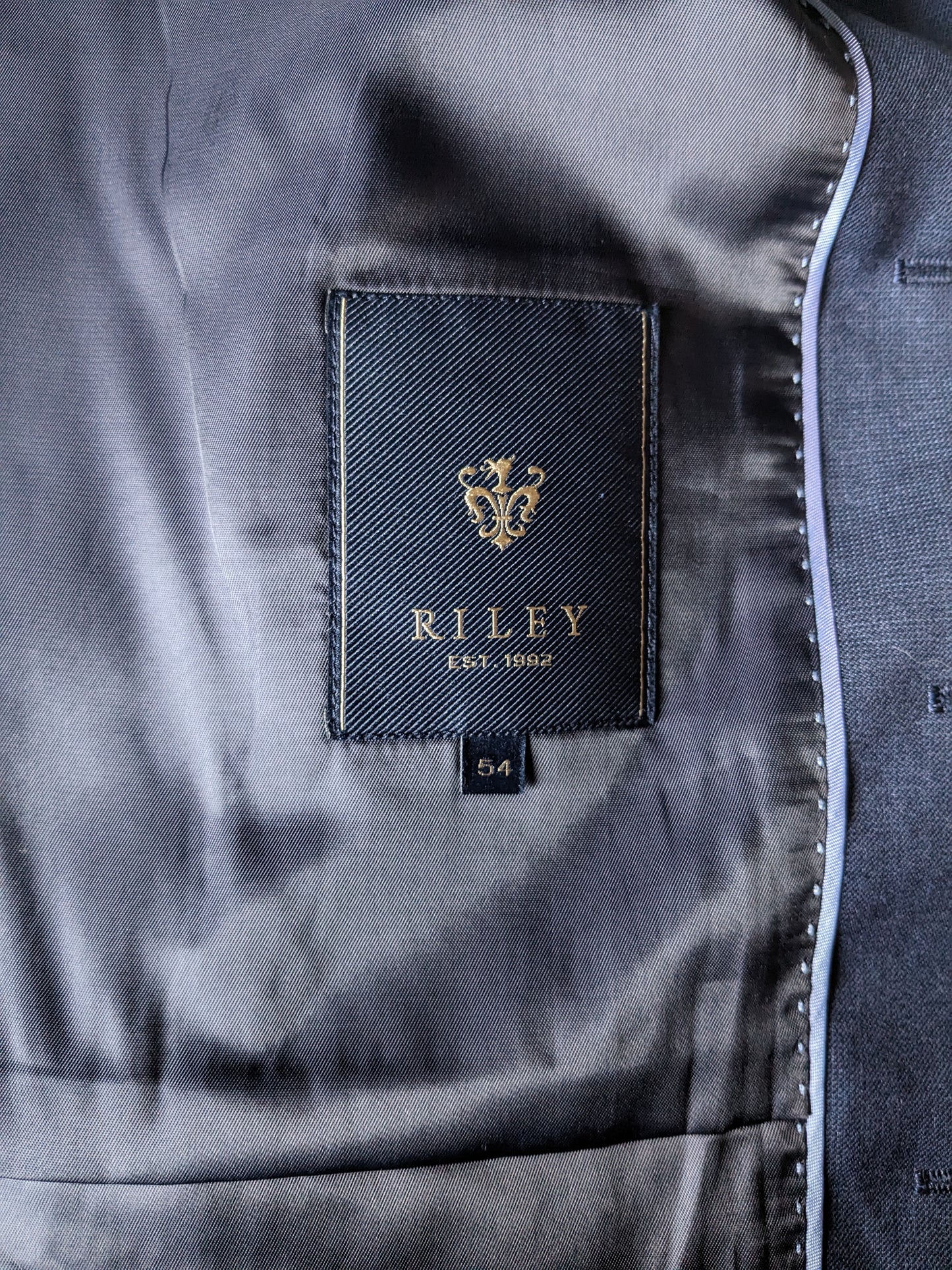 Riley woolen waistcoat. Dark blue motif. Size 54 / L. 70% Wool. #332