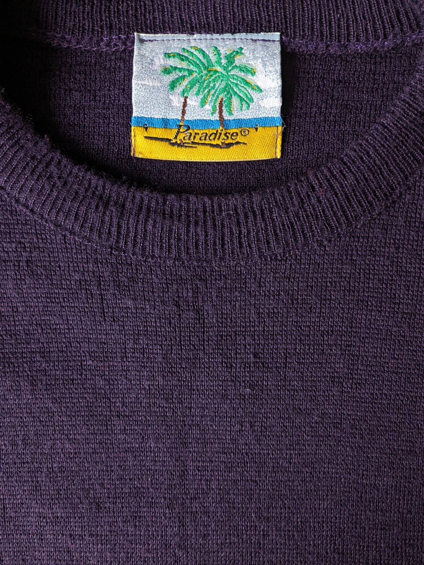 Vintage Paradise Wollen trui. Donker Paars gekleurd. Maat XL. 50% Wol.
