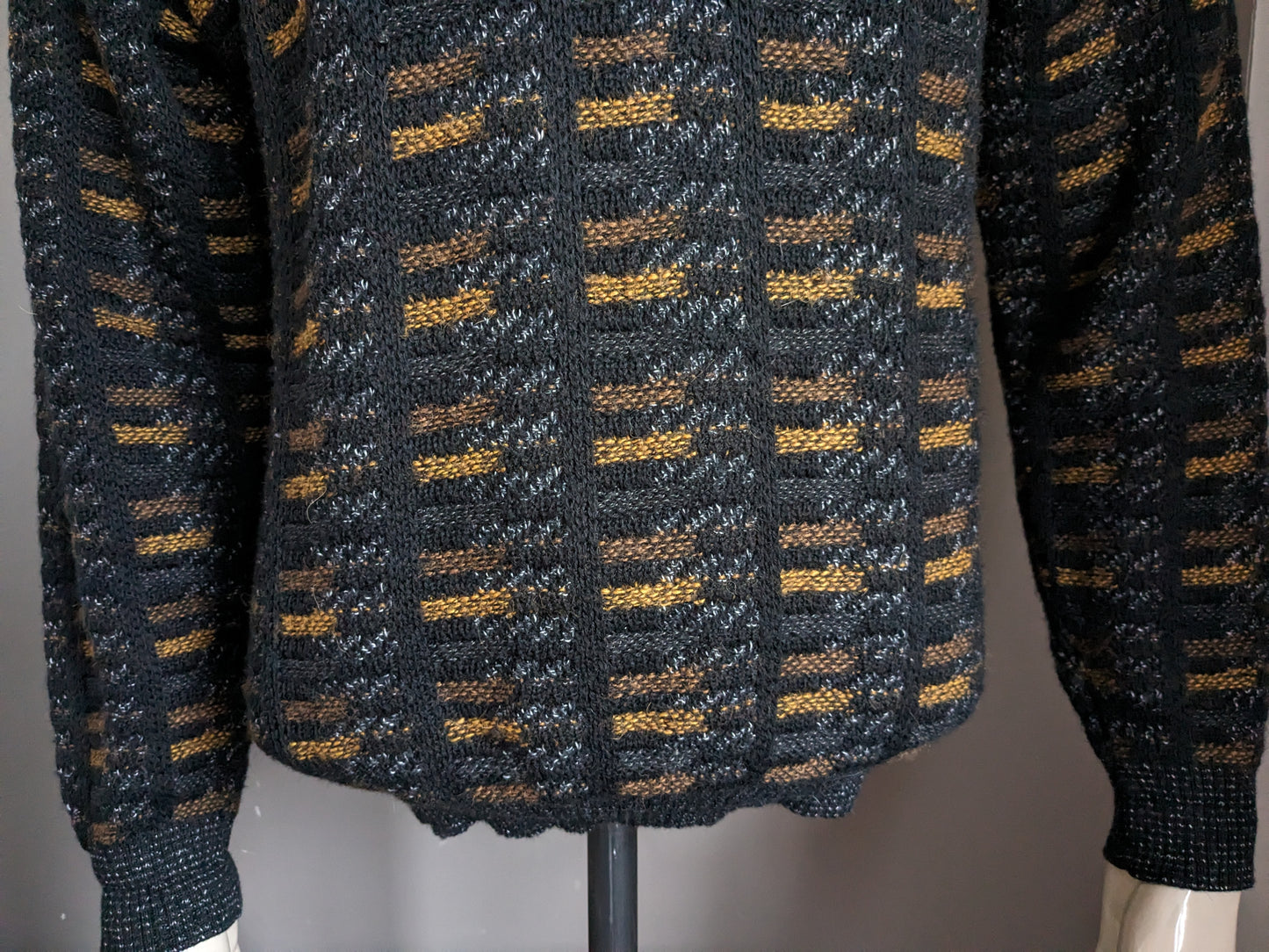 Vintage Monello Wolle Polo -Pullover. Schwarz gelbbraun gefärbt. Größe L. 55% Wolle.