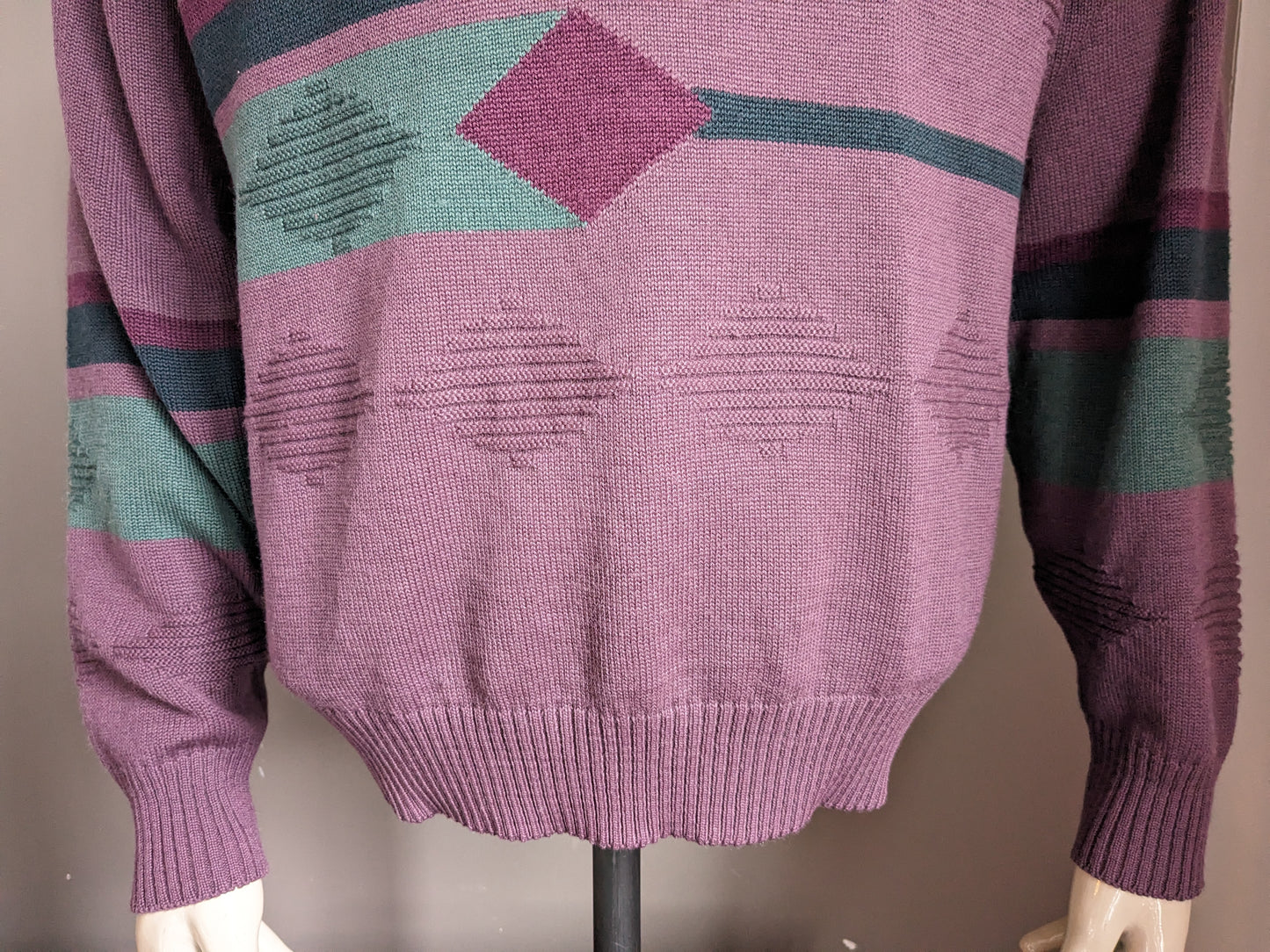 Maglione di lana soleggiato vintage con scollo a V. Violo verde viola. Taglia XL. 50% lana.